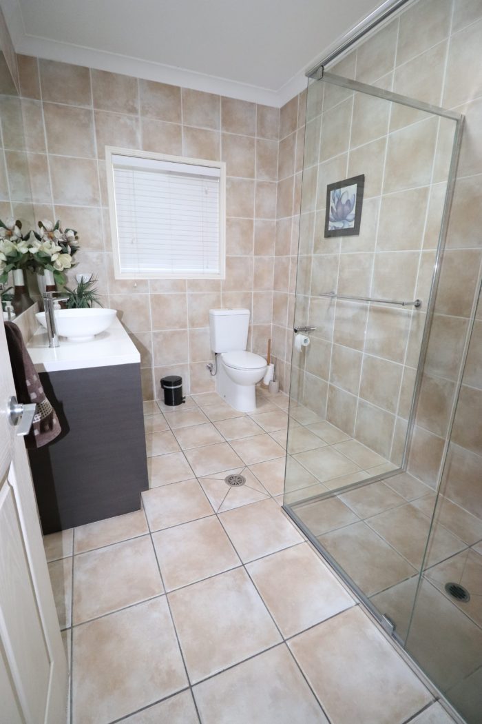 Ken Mckay Homes - Bathroom Renovation