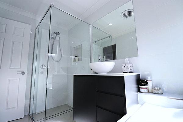 Ken Mckay Homes - Bathroom Renovation